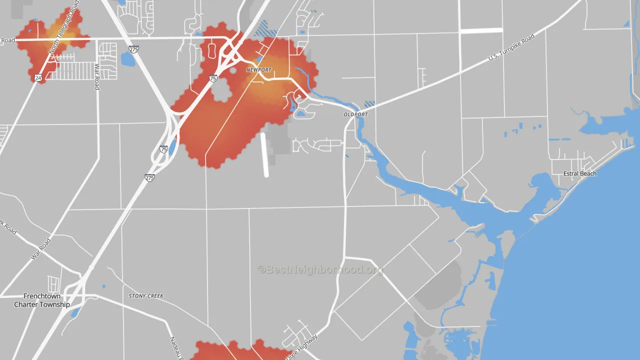 Walk Grade map of Oldport, MI, walkable areas in green and car-dependent areas in red