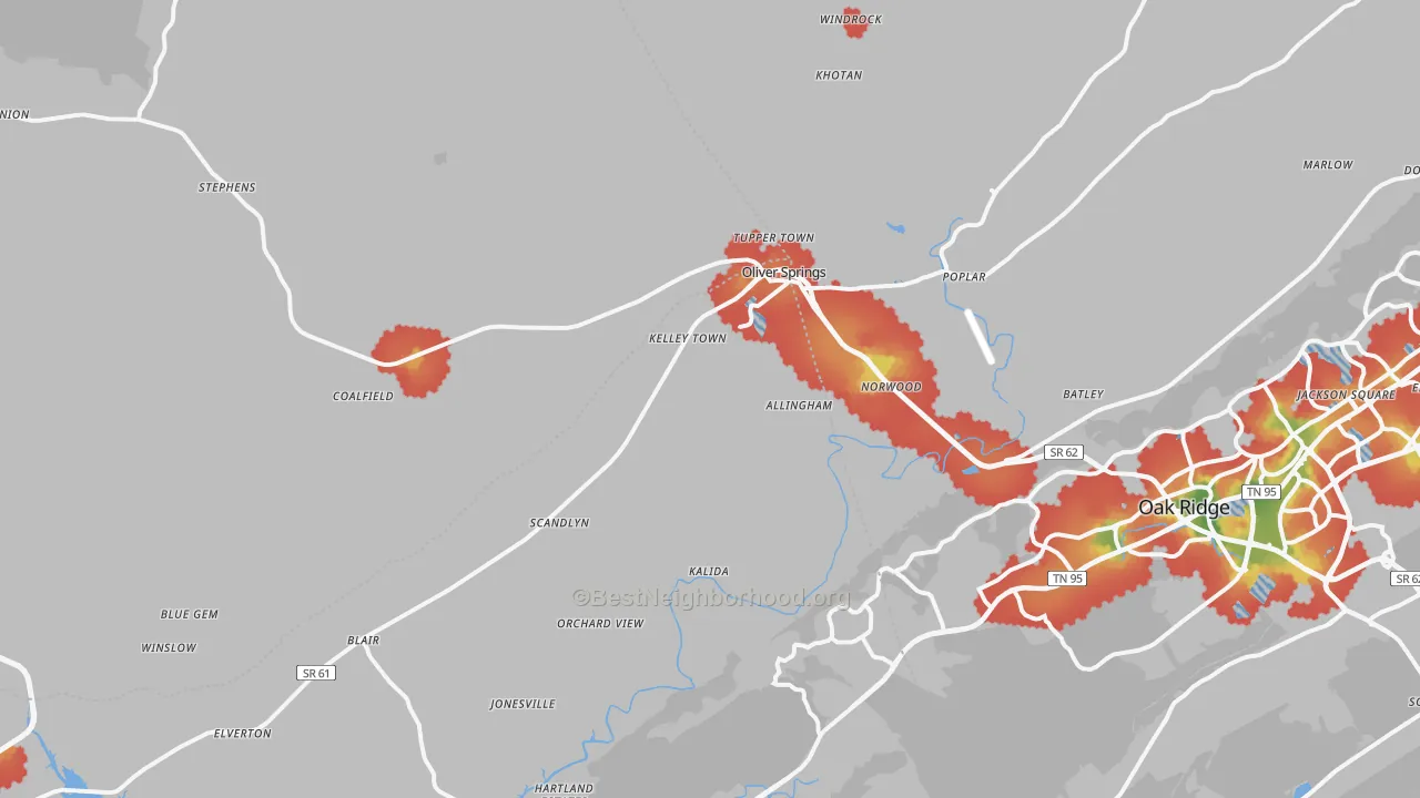 Walk Grade map of Oliver Springs, TN, walkable areas in green and car-dependent areas in red