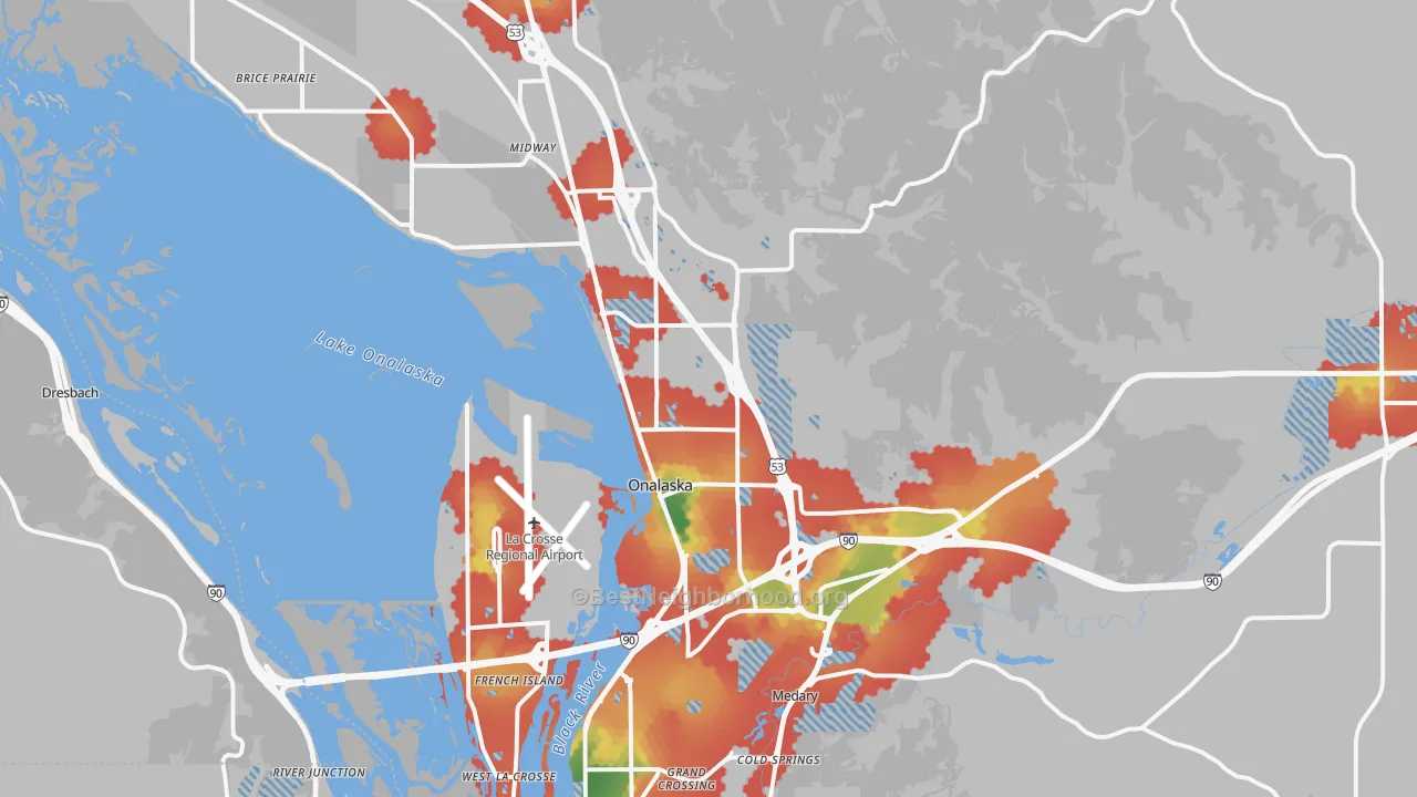Walk Grade map of Onalaska, WI, walkable areas in green and car-dependent areas in red