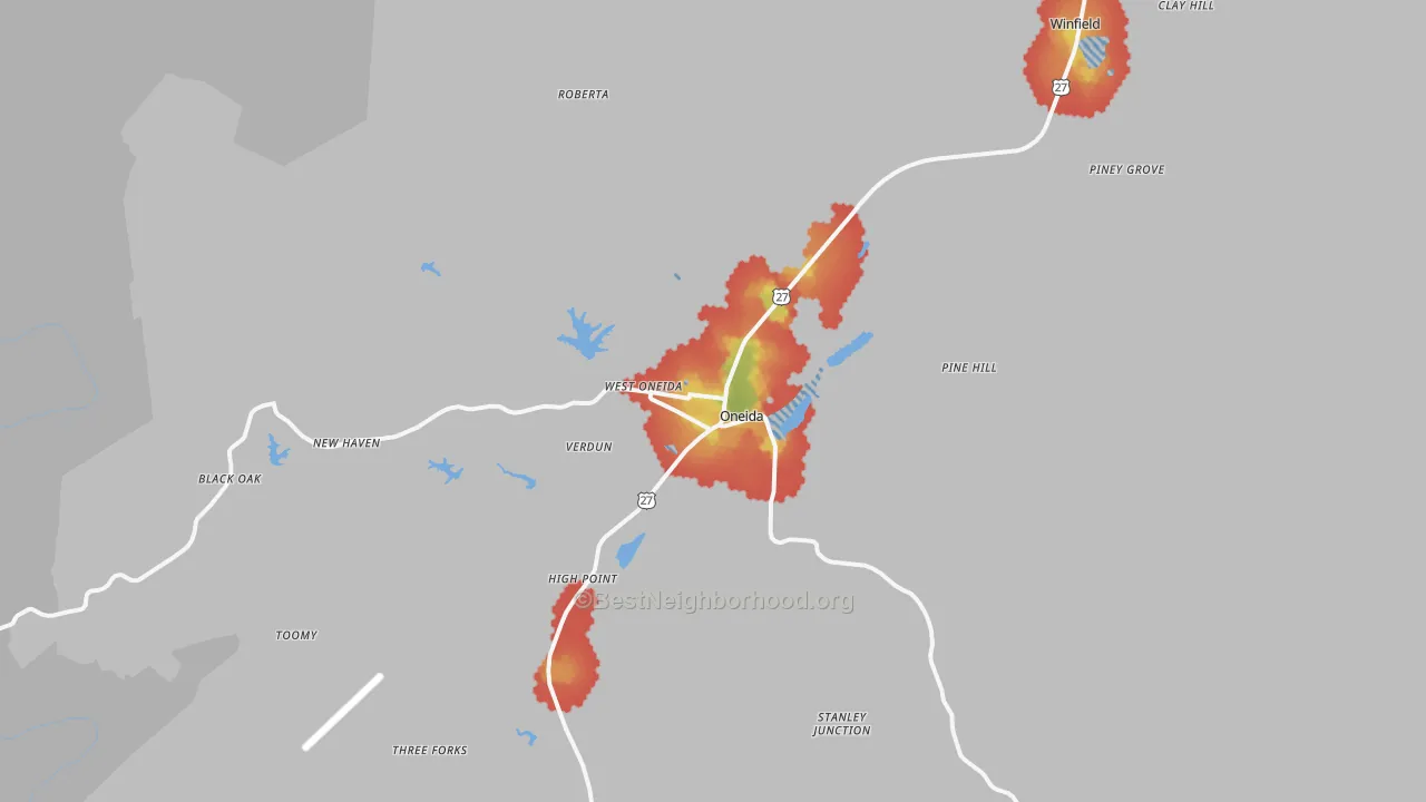 Walk Grade map of Oneida, TN, walkable areas in green and car-dependent areas in red