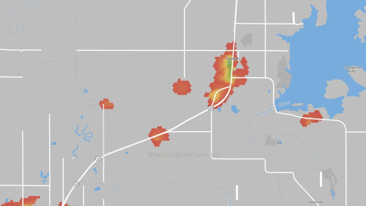 Walk Grade map of Oologah, OK, walkable areas in green and car-dependent areas in red