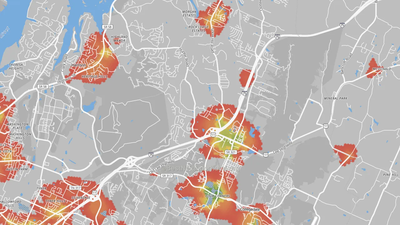 Walk Grade map of Ooltewah, TN, walkable areas in green and car-dependent areas in red