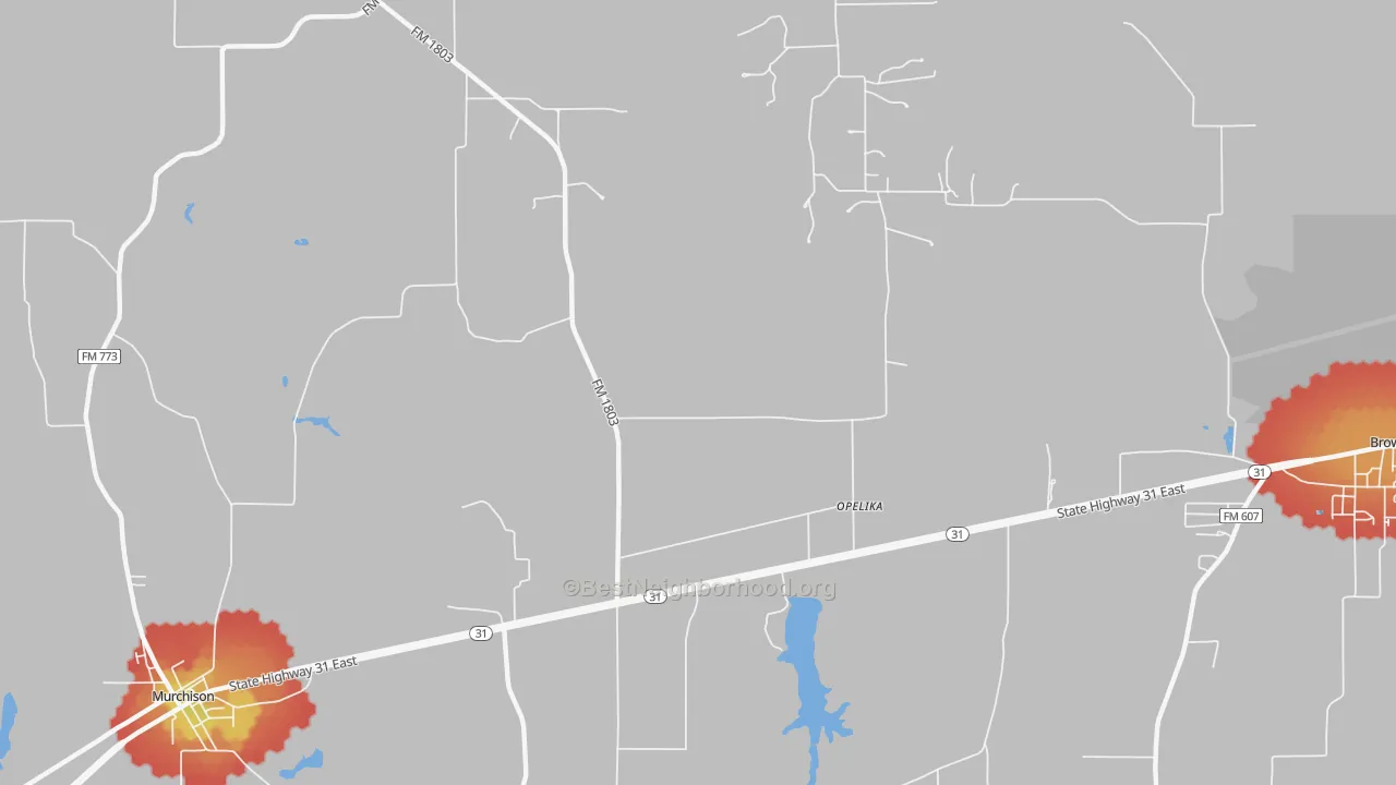 Walk Grade map of Opelika, TX, walkable areas in green and car-dependent areas in red