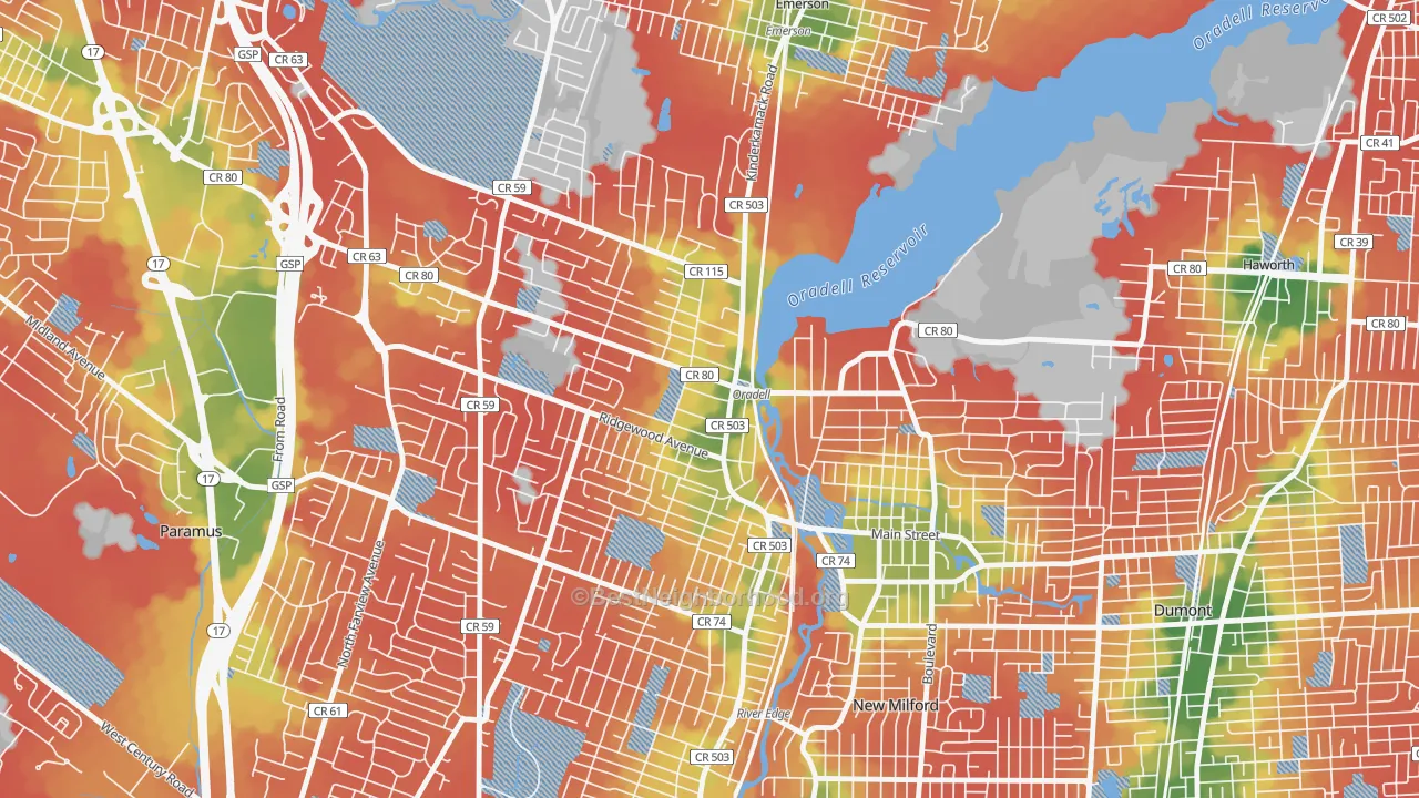 Walk Grade map of Oradell, NJ, walkable areas in green and car-dependent areas in red