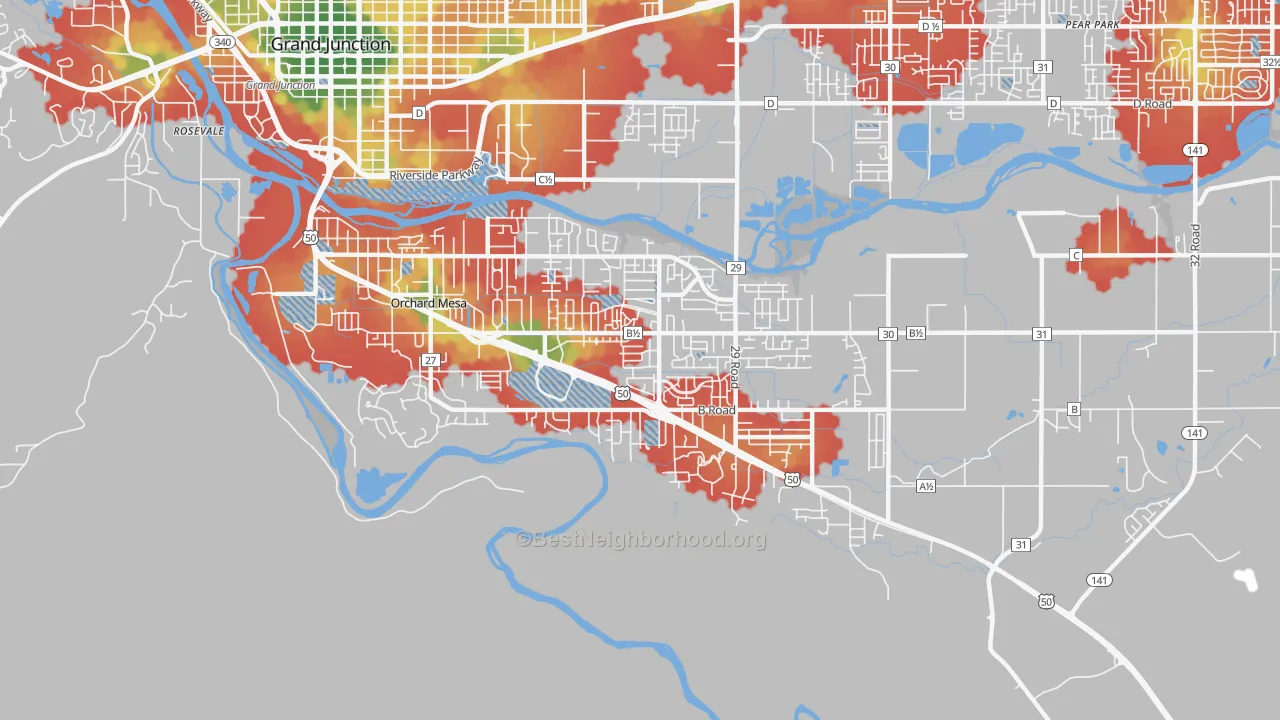 Walk Grade map of Orchard Mesa, CO, walkable areas in green and car-dependent areas in red
