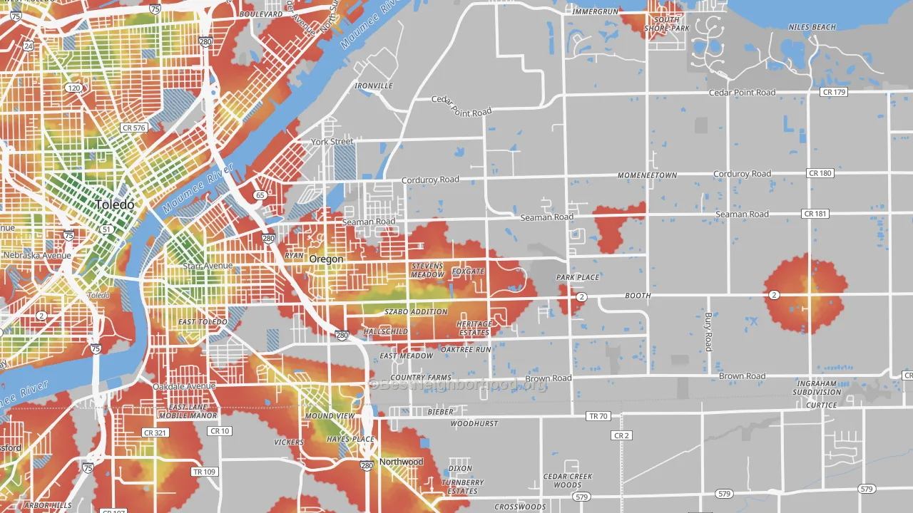 Walk Grade map of Oregon, OH, walkable areas in green and car-dependent areas in red