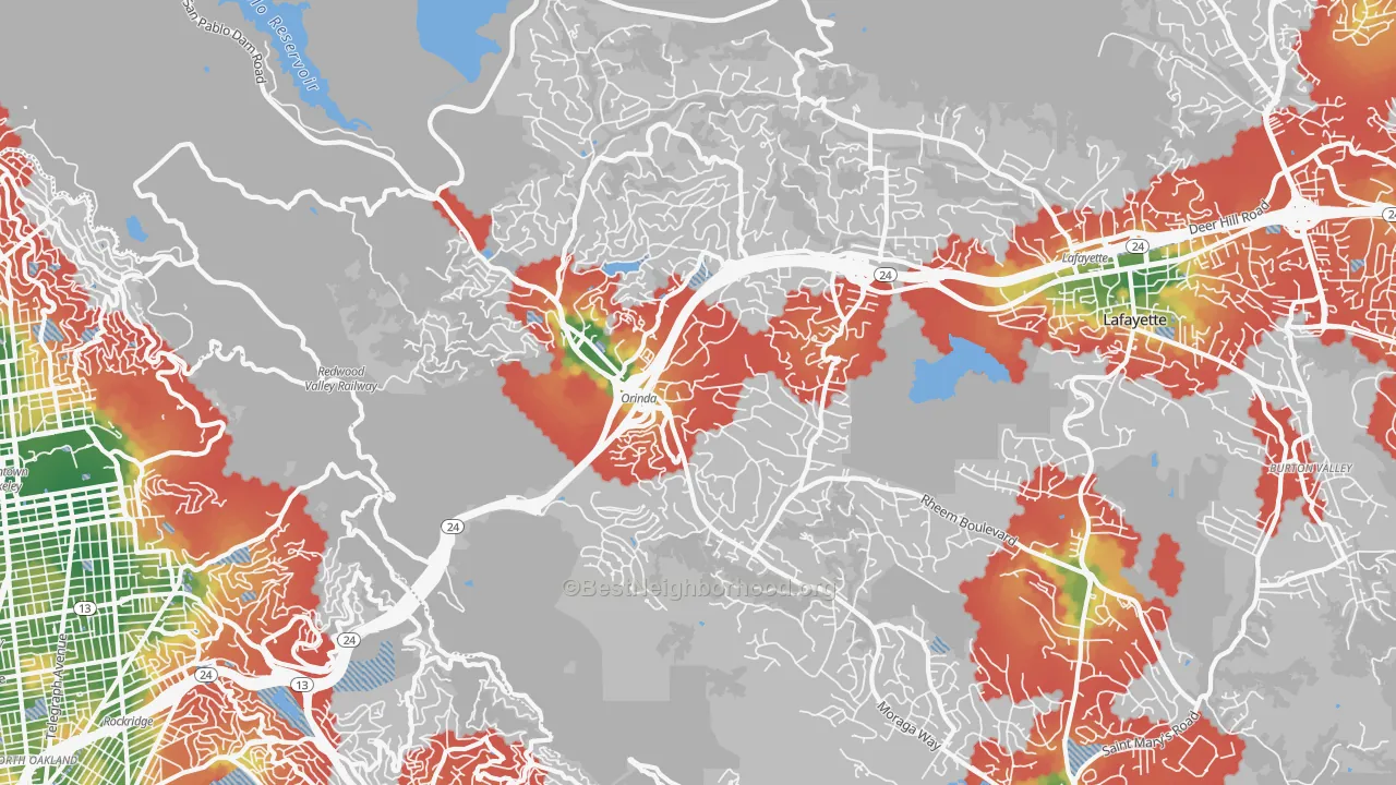 Walk Grade map of Orinda, CA, walkable areas in green and car-dependent areas in red