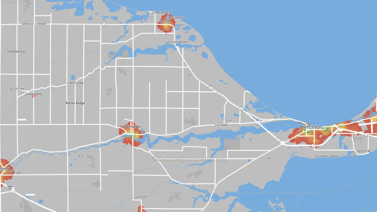 Walk Grade map of Ottawa County, OH, walkable areas in green and car-dependent areas in red