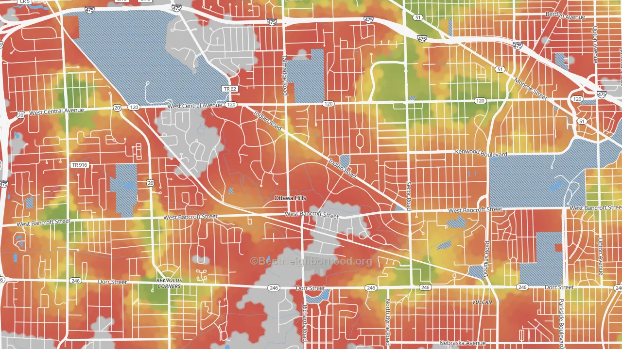Walk Grade map of Ottawa Hills, OH, walkable areas in green and car-dependent areas in red