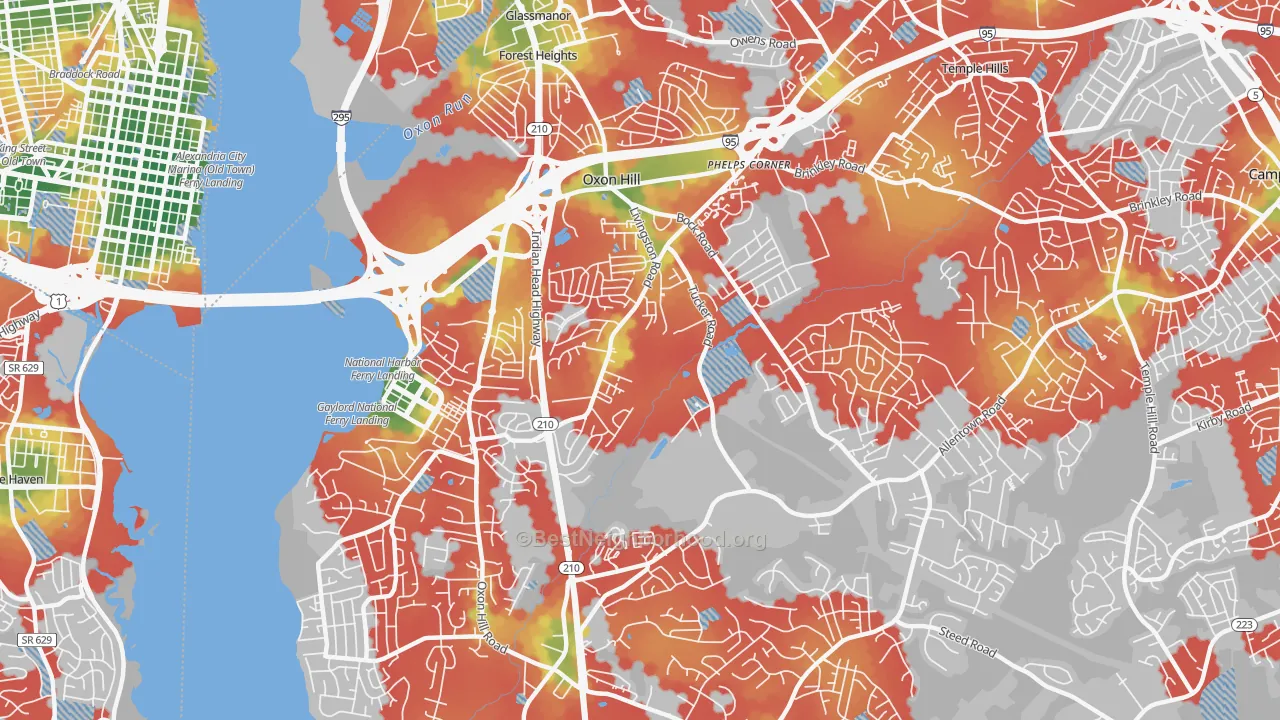 Walk Grade map of Oxon Hill, MD, walkable areas in green and car-dependent areas in red