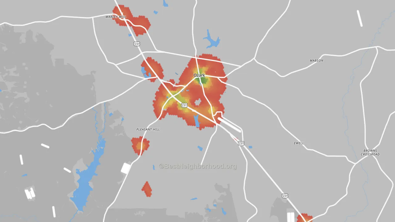 Walk Grade map of Ozark, AL, walkable areas in green and car-dependent areas in red