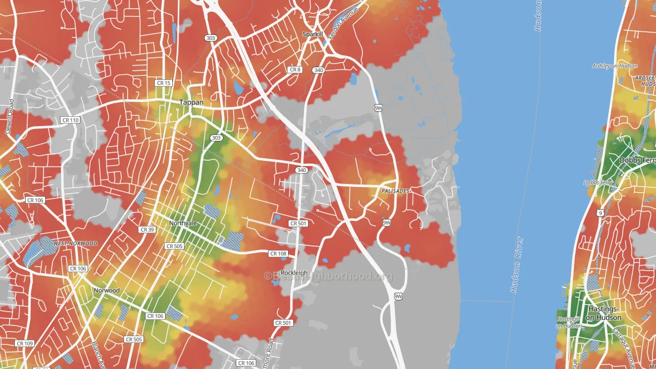 Walk Grade map of Palisades, NY, walkable areas in green and car-dependent areas in red