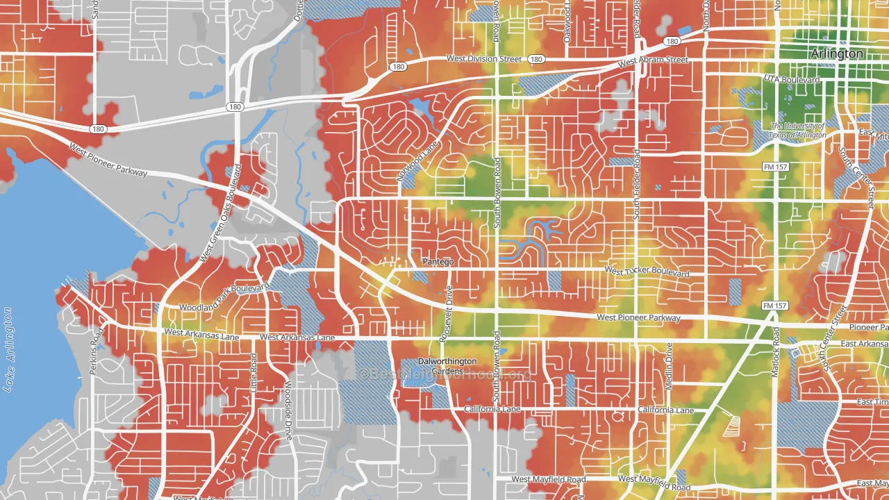Walk Grade map of Pantego, TX, walkable areas in green and car-dependent areas in red