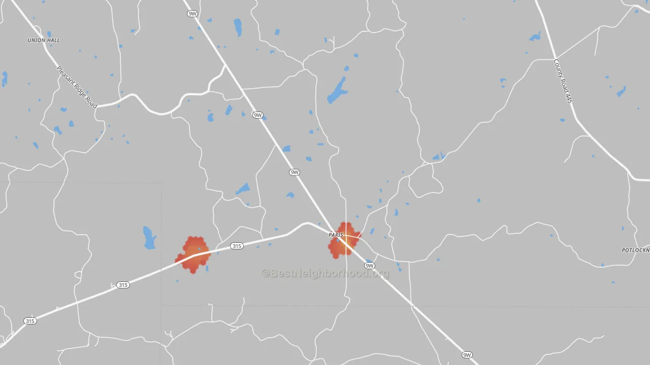 Walk Grade map of Paris, MS, walkable areas in green and car-dependent areas in red