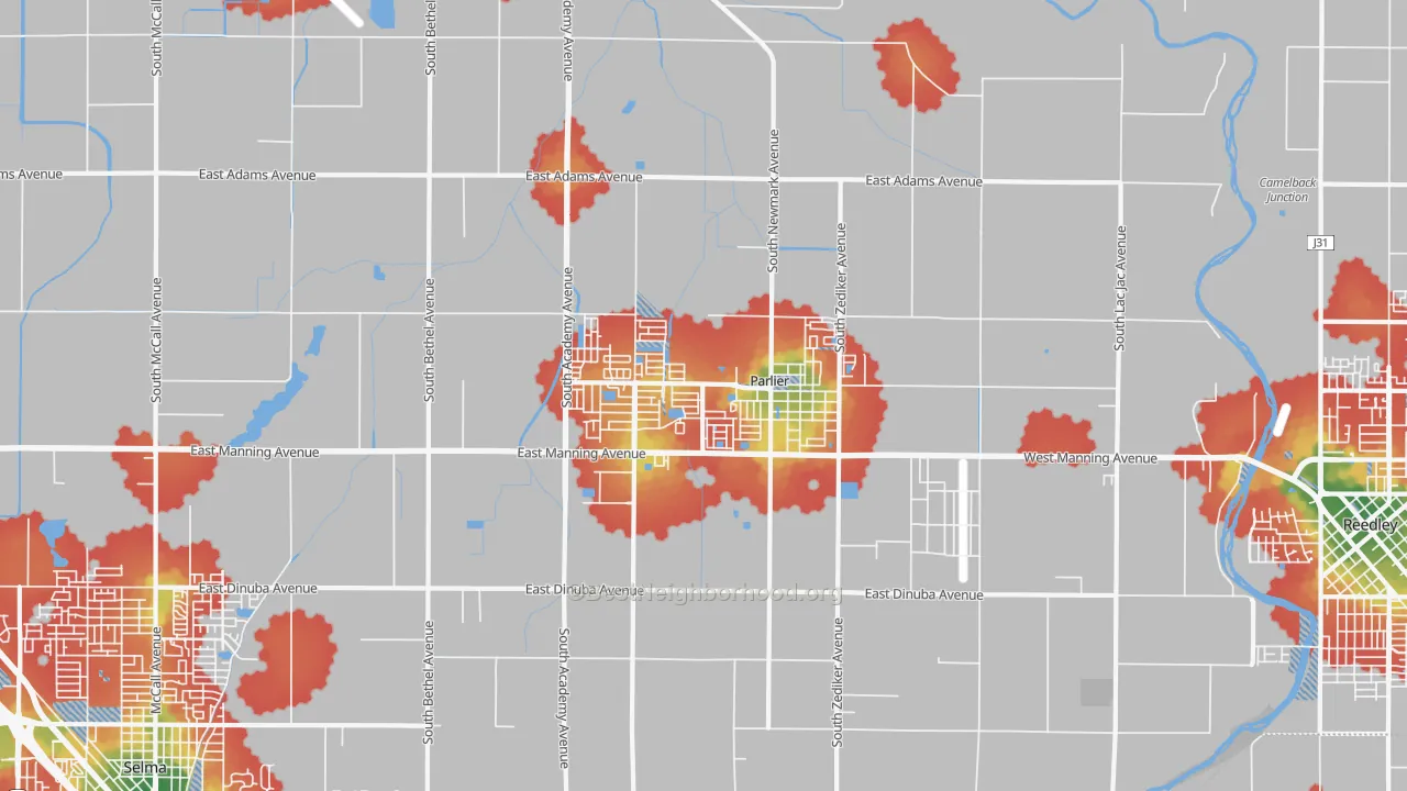 Walk Grade map of Parlier, CA, walkable areas in green and car-dependent areas in red