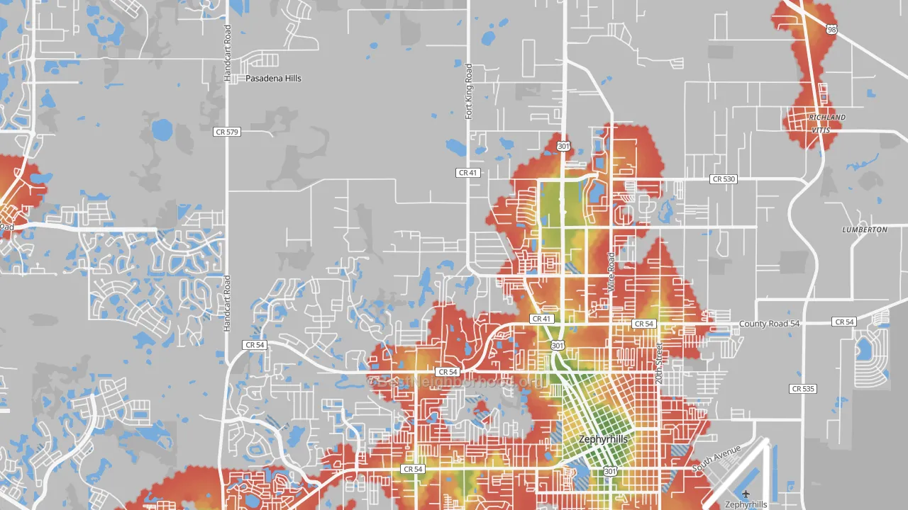 Walk Grade map of Pasadena Hills, FL, walkable areas in green and car-dependent areas in red