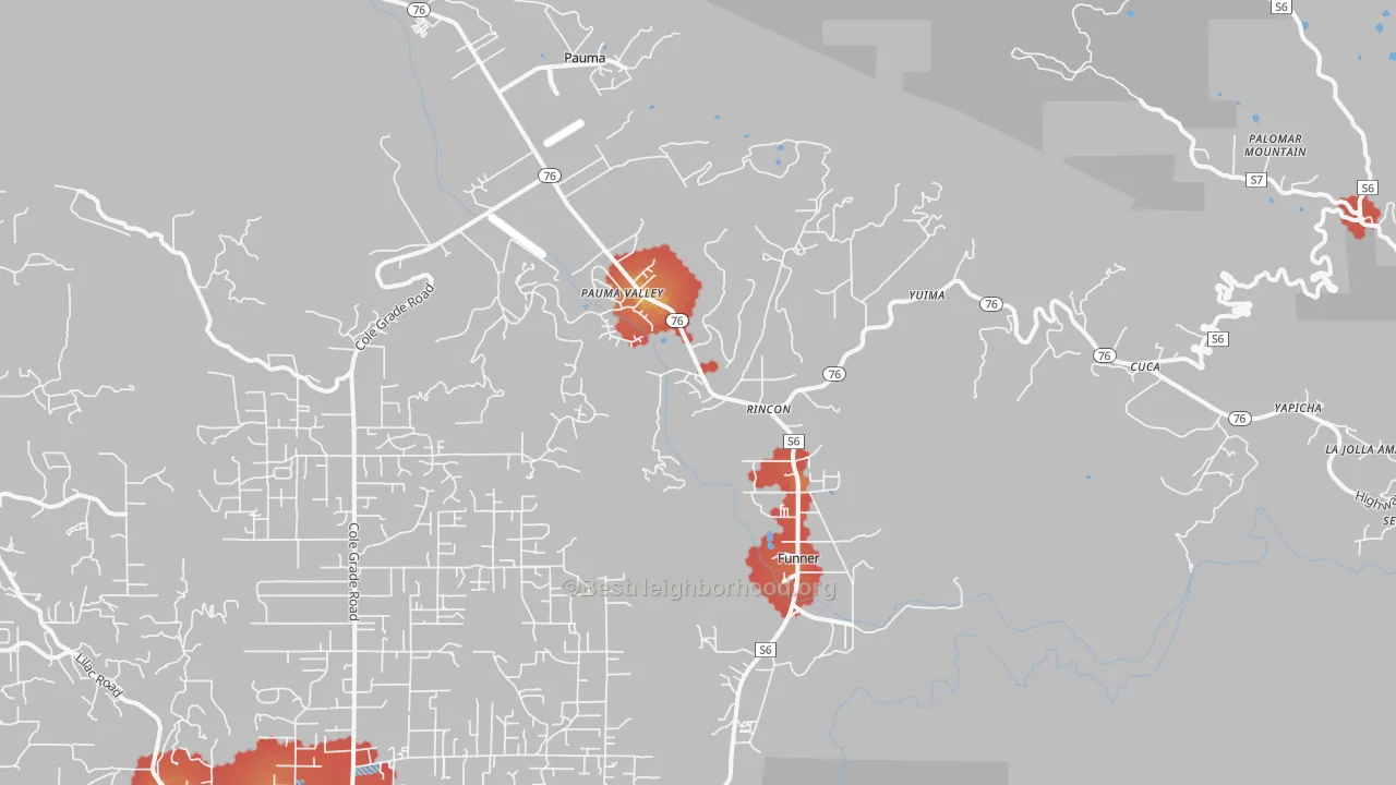 Walk Grade map of Pauma Valley, CA, walkable areas in green and car-dependent areas in red