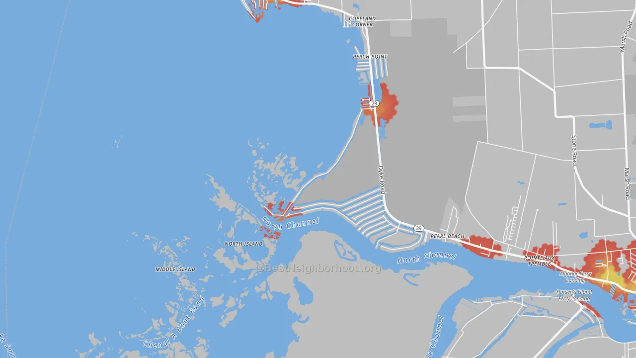 Walk Grade map of Pearl Beach, MI, walkable areas in green and car-dependent areas in red