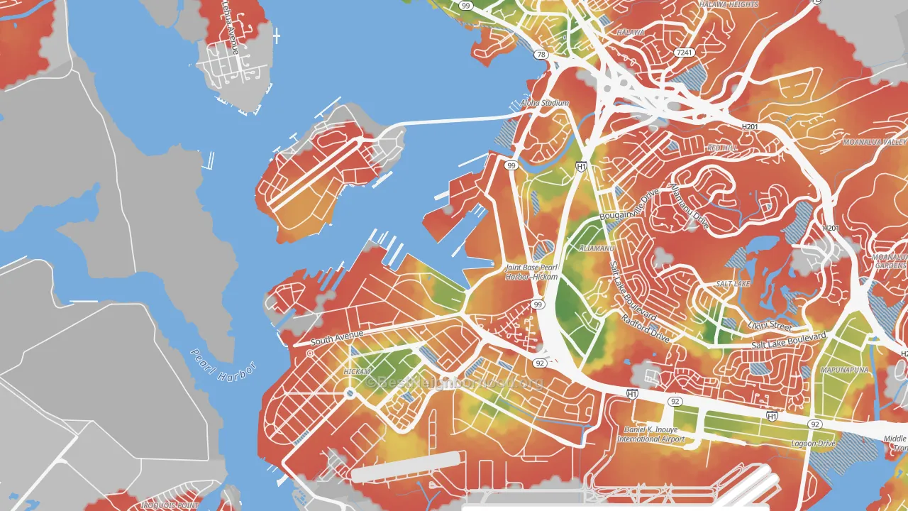 Walk Grade map of Pearl Harbor, HI, walkable areas in green and car-dependent areas in red