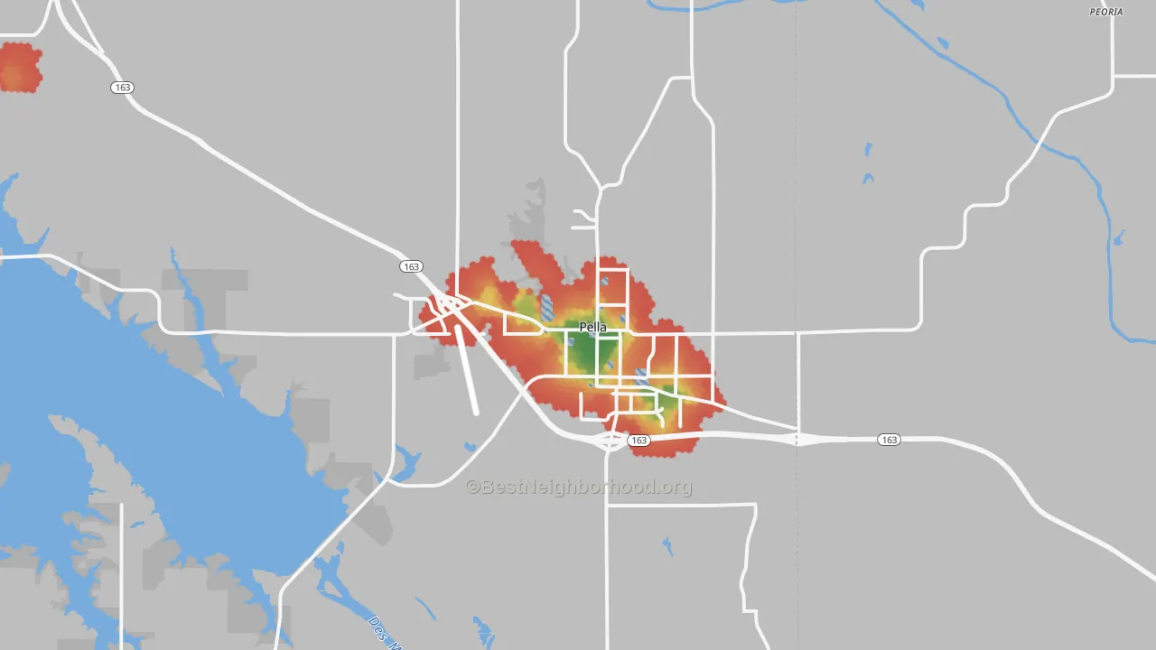 Walk Grade map of Pella, IA, walkable areas in green and car-dependent areas in red