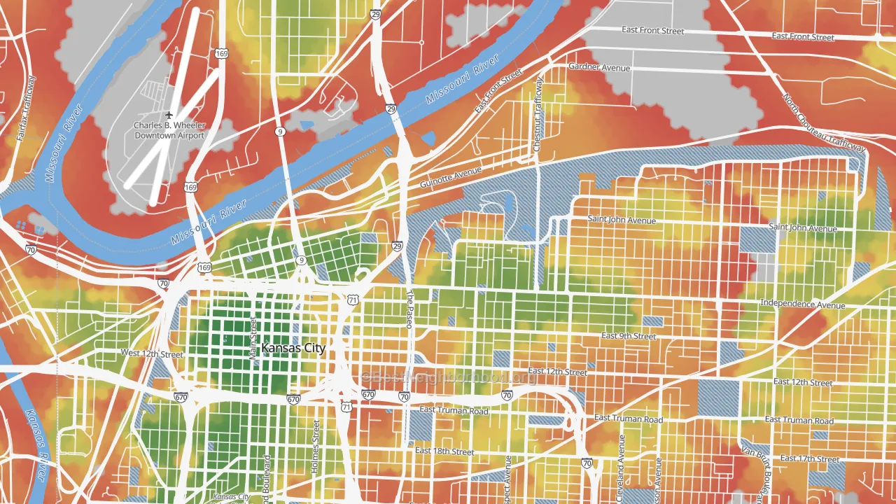 Walk Grade map of Pendleton Heights, Kansas City, MO, walkable areas in green and car-dependent areas in red