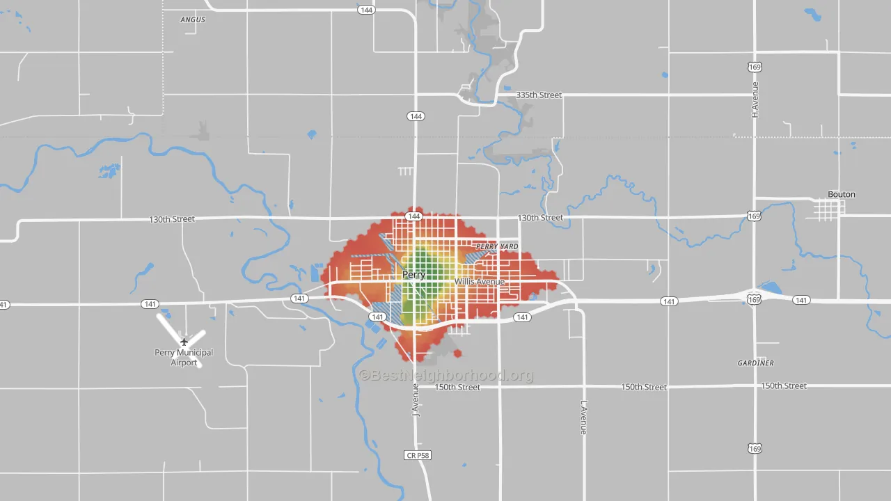 Walk Grade map of Perry, IA, walkable areas in green and car-dependent areas in red