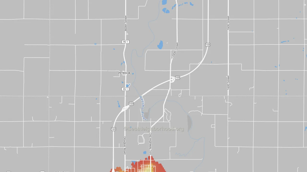 Walk Grade map of Petrolia, KS, walkable areas in green and car-dependent areas in red