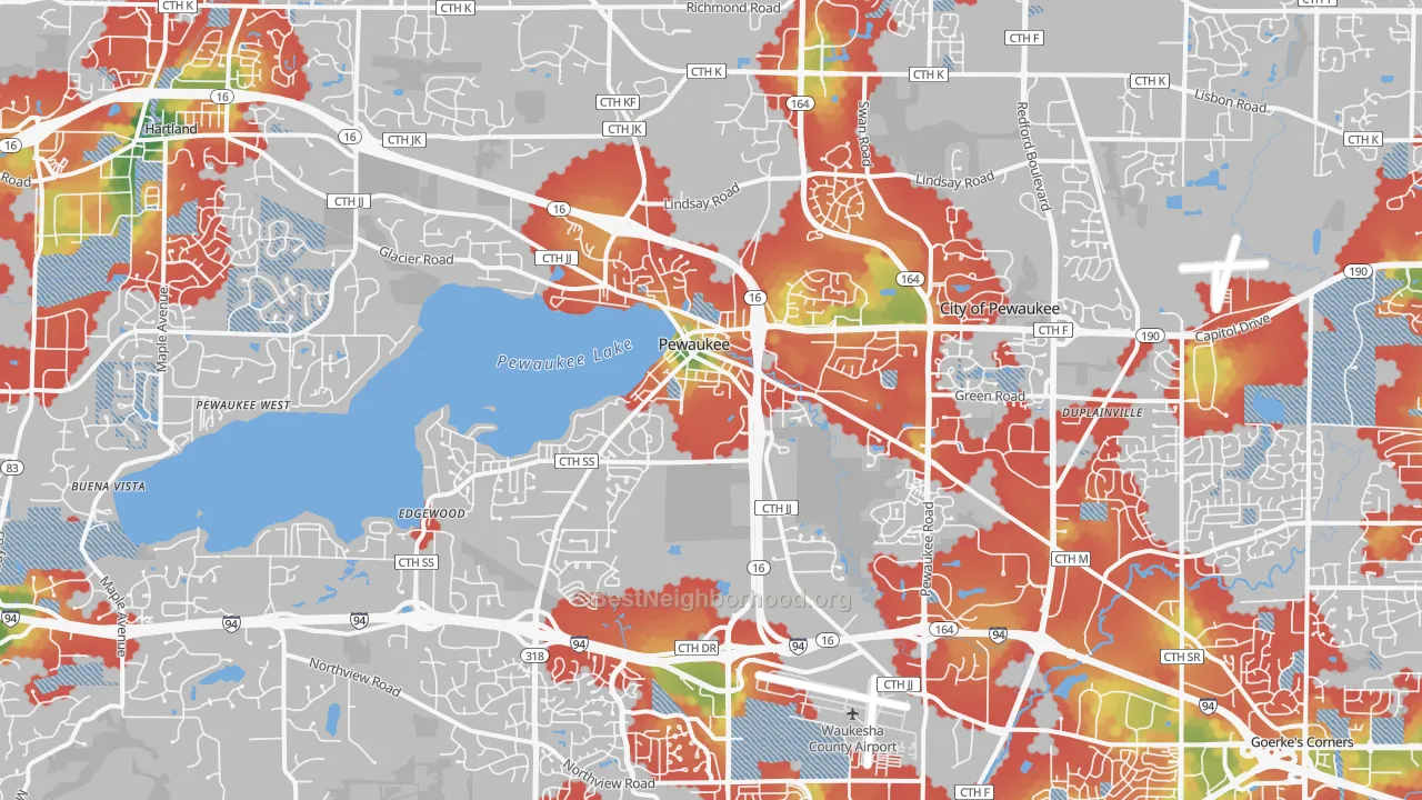 Walk Grade map of Pewaukee, WI, walkable areas in green and car-dependent areas in red