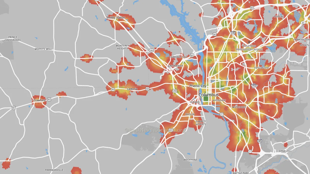 Walk Grade map of Phenix City, AL, walkable areas in green and car-dependent areas in red