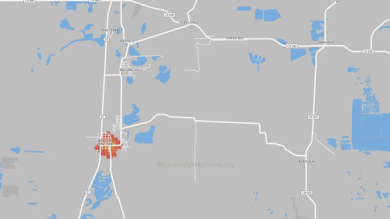 Walk Grade map of Pierce, FL, walkable areas in green and car-dependent areas in red