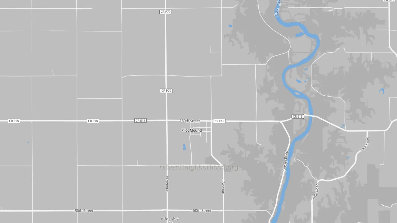Walk Grade map of Pilot Mound, IA, walkable areas in green and car-dependent areas in red