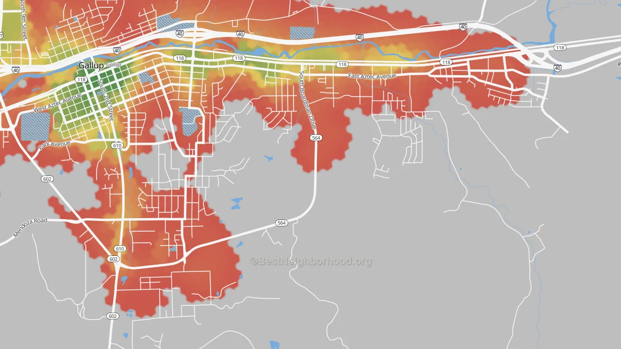 Walk Grade map of Pinedale, NM, walkable areas in green and car-dependent areas in red