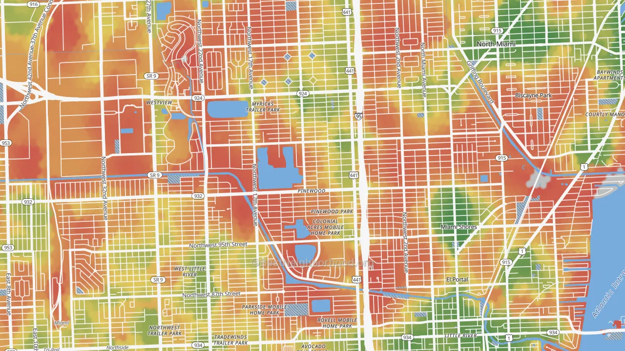 Walk Grade map of Pinewood, FL, walkable areas in green and car-dependent areas in red