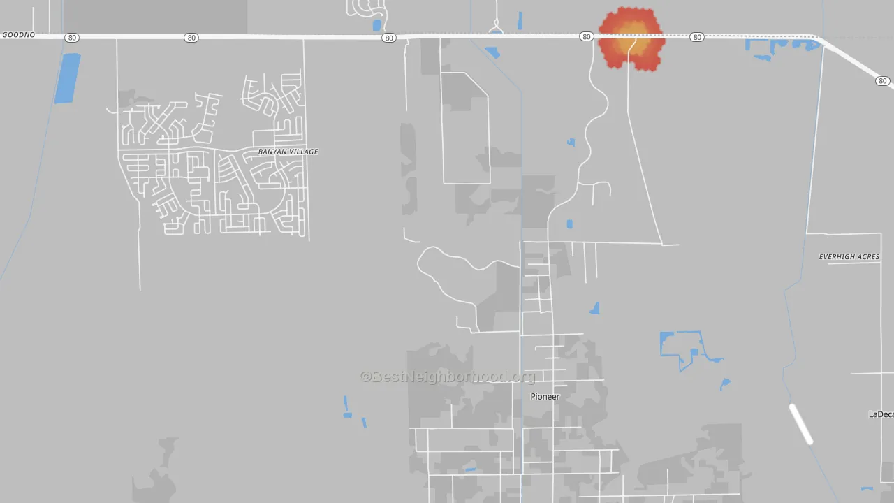 Walk Grade map of Pioneer, FL, walkable areas in green and car-dependent areas in red