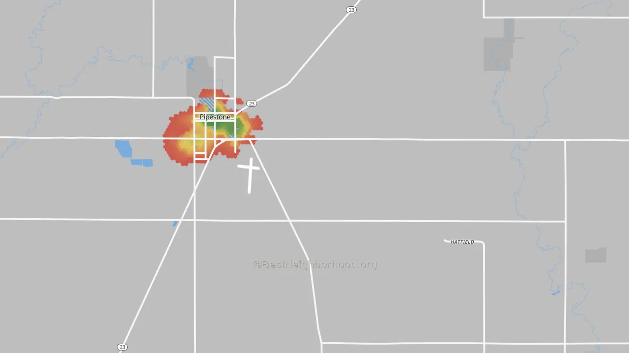 Walk Grade map of Pipestone County, MN, walkable areas in green and car-dependent areas in red