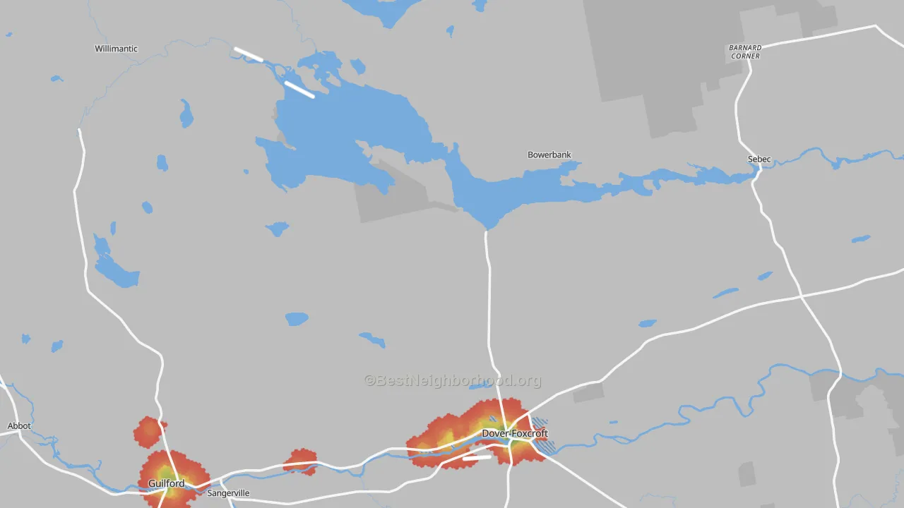 Walk Grade map of Piscataquis County, ME, walkable areas in green and car-dependent areas in red