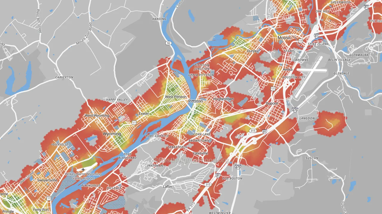 Walk Grade map of Pittston, PA, walkable areas in green and car-dependent areas in red