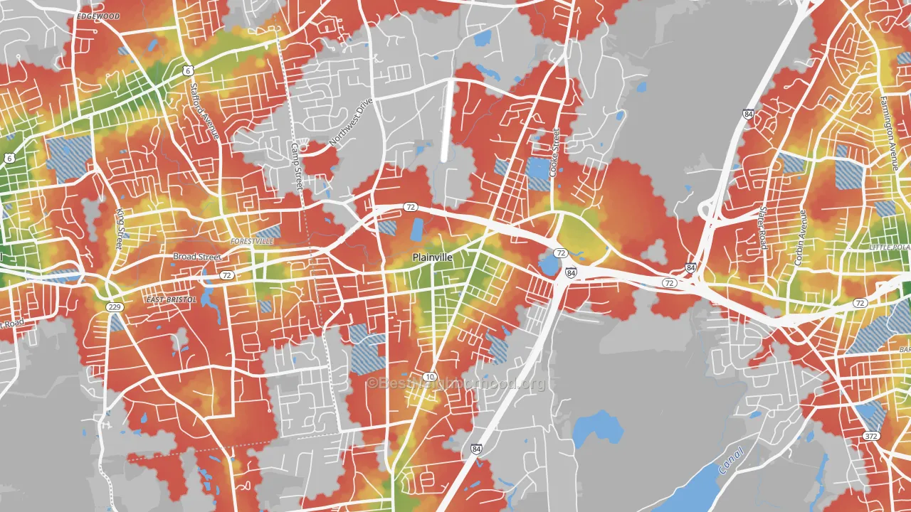 Walk Grade map of Plainville, CT, walkable areas in green and car-dependent areas in red