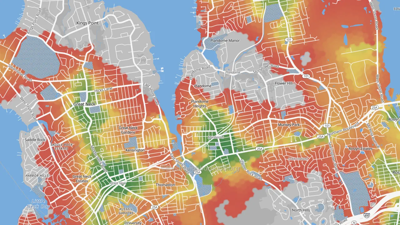 Walk Grade map of Plandome Heights, NY, walkable areas in green and car-dependent areas in red