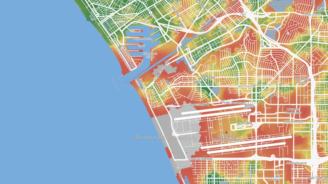 Walk Grade map of Playa Del Rey, CA, walkable areas in green and car-dependent areas in red