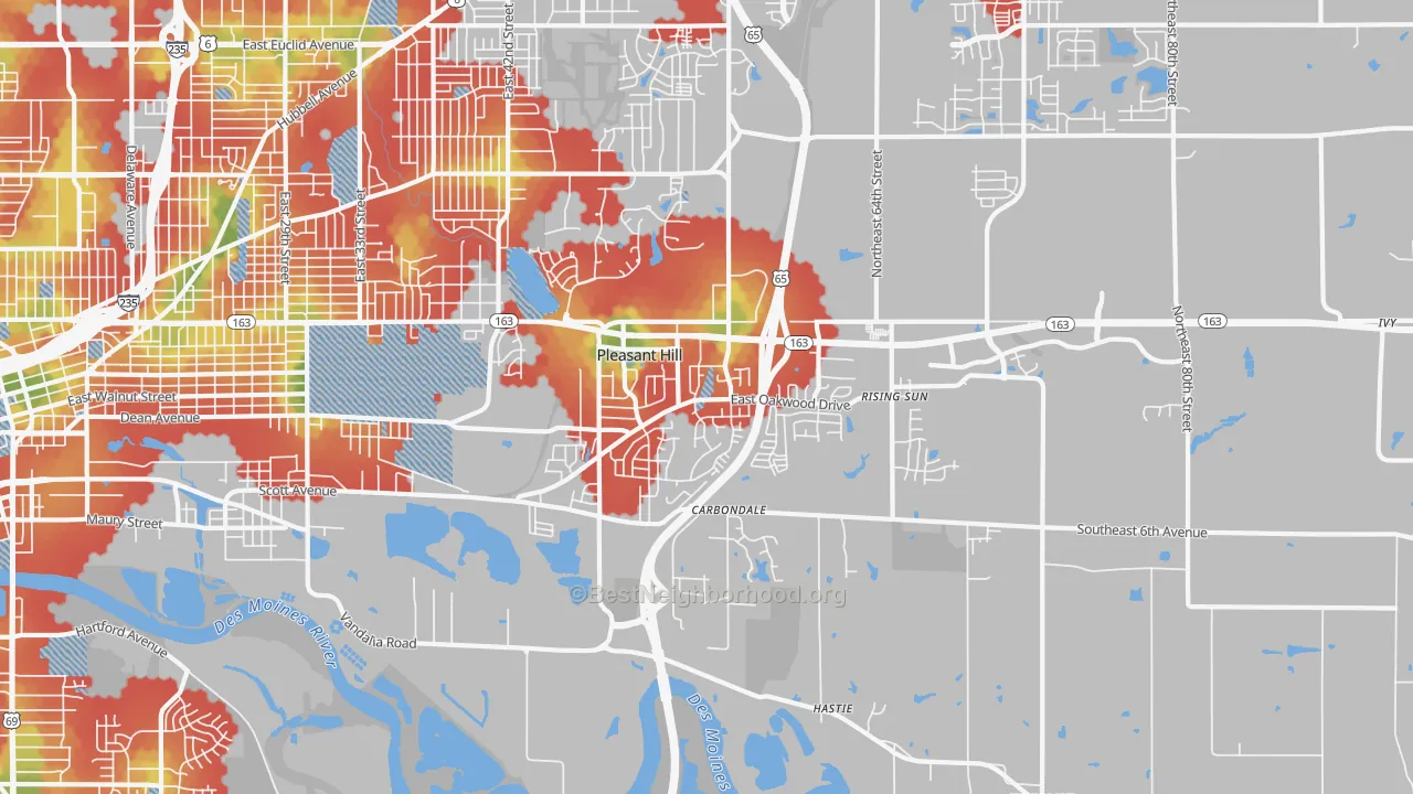 Walk Grade map of Pleasant Hill, IA, walkable areas in green and car-dependent areas in red