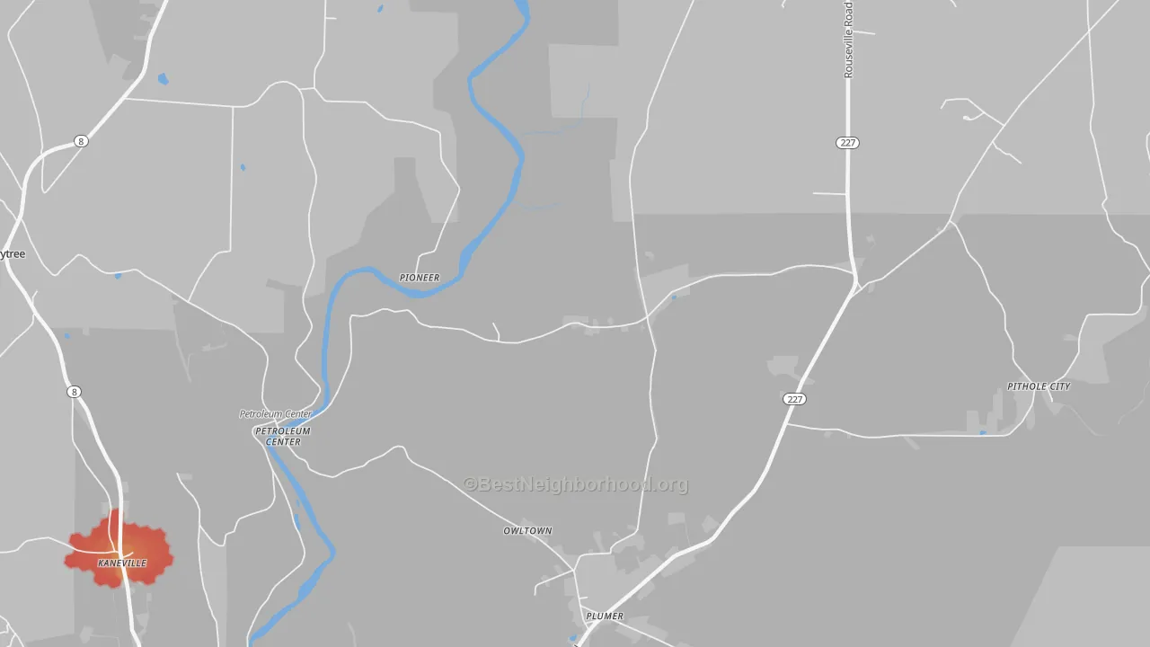 Walk Grade map of Plumer, PA, walkable areas in green and car-dependent areas in red