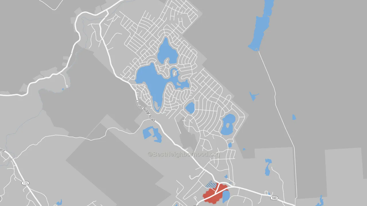 Walk Grade map of Pocono Lake, PA, walkable areas in green and car-dependent areas in red