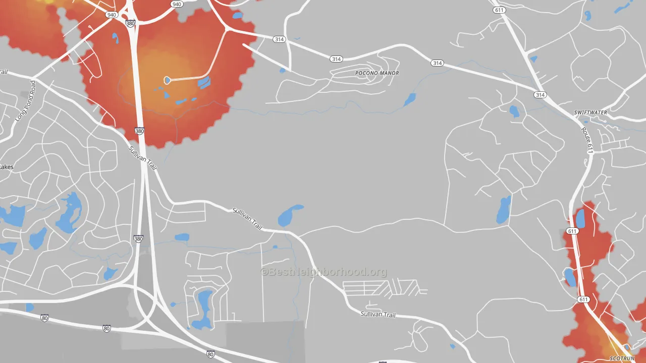 Walk Grade map of Pocono Manor, PA, walkable areas in green and car-dependent areas in red