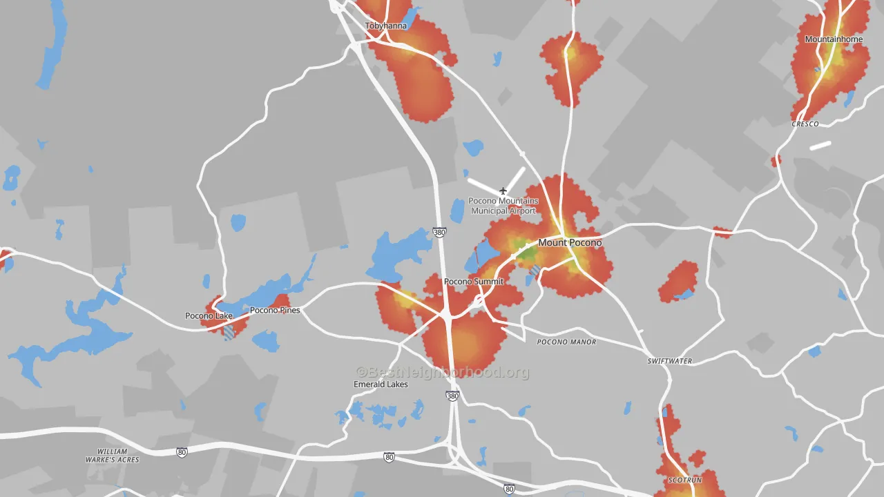 Walk Grade map of Pocono Summit, PA, walkable areas in green and car-dependent areas in red