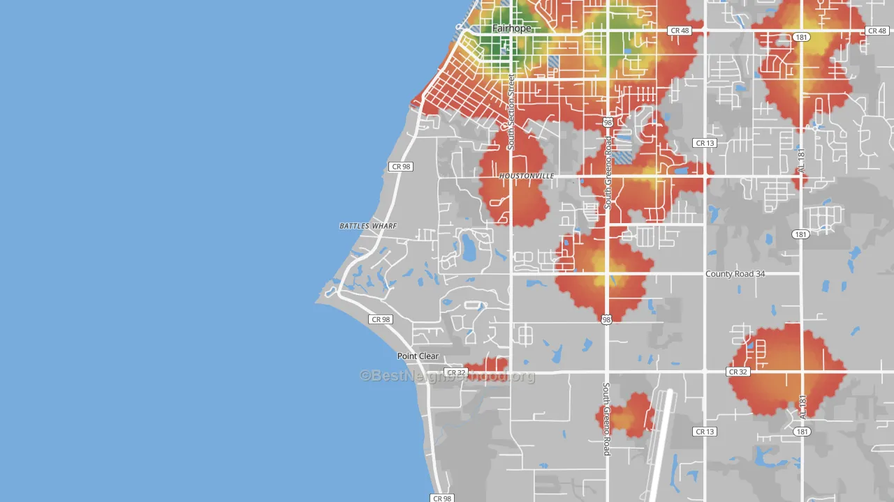 Walk Grade map of Point Clear, AL, walkable areas in green and car-dependent areas in red