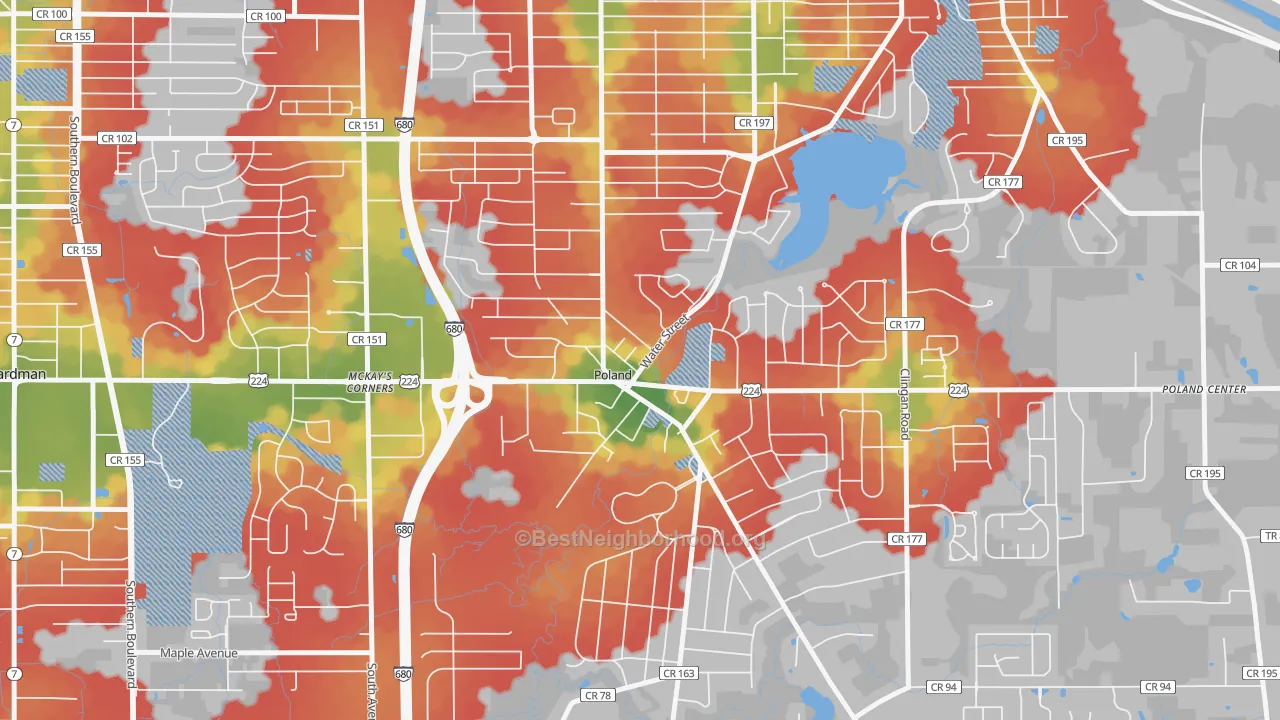 Walk Grade map of Poland, OH, walkable areas in green and car-dependent areas in red