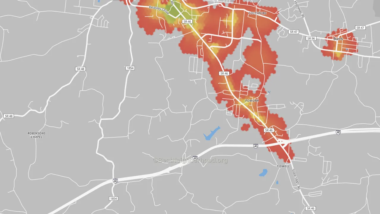 Walk Grade map of Pomona, TN, walkable areas in green and car-dependent areas in red