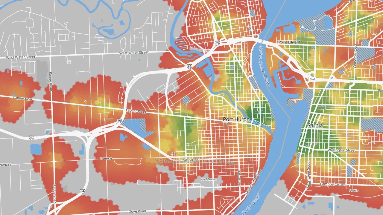Walk Grade map of Port Huron, MI, walkable areas in green and car-dependent areas in red