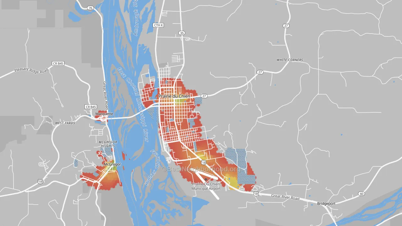 Walk Grade map of Prairie du Chien, WI, walkable areas in green and car-dependent areas in red